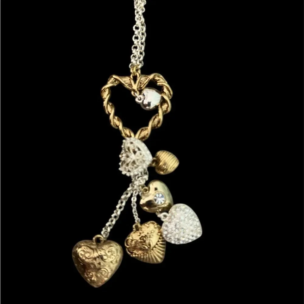 Chic Heart Pendant Necklace in Gold and Silver